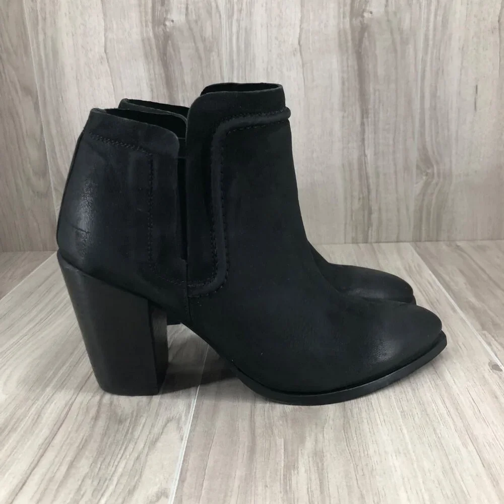 Crevo Ankle Boots Womens 7 Kazzee Black Nubuck Leather Slip On Chelsea Booties